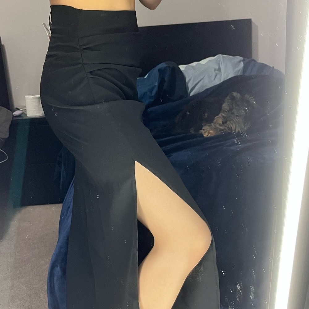 NWT Stradivarius long skirt with leg slit - size 4